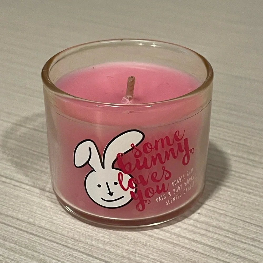 NWT Bath and Body Works Some Bunny Loves You Mini Candle Pink Bubble Gum Easter - Picture 2 of 5